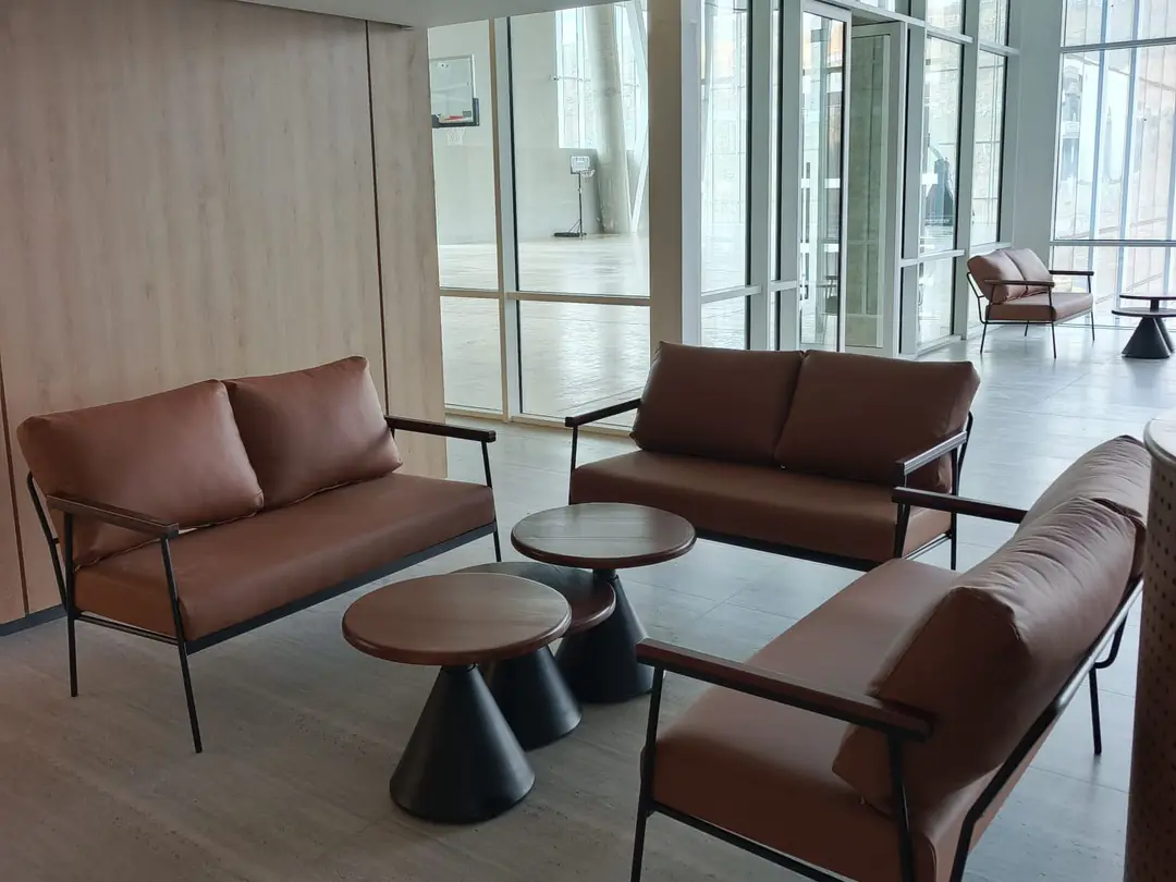 Lounge — Leather seating
